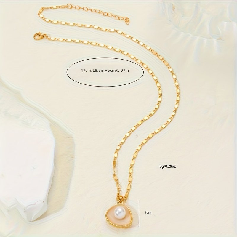 Baroque Pearl Pendant Necklace – Glamorous Vintage-Inspired Statement Piece